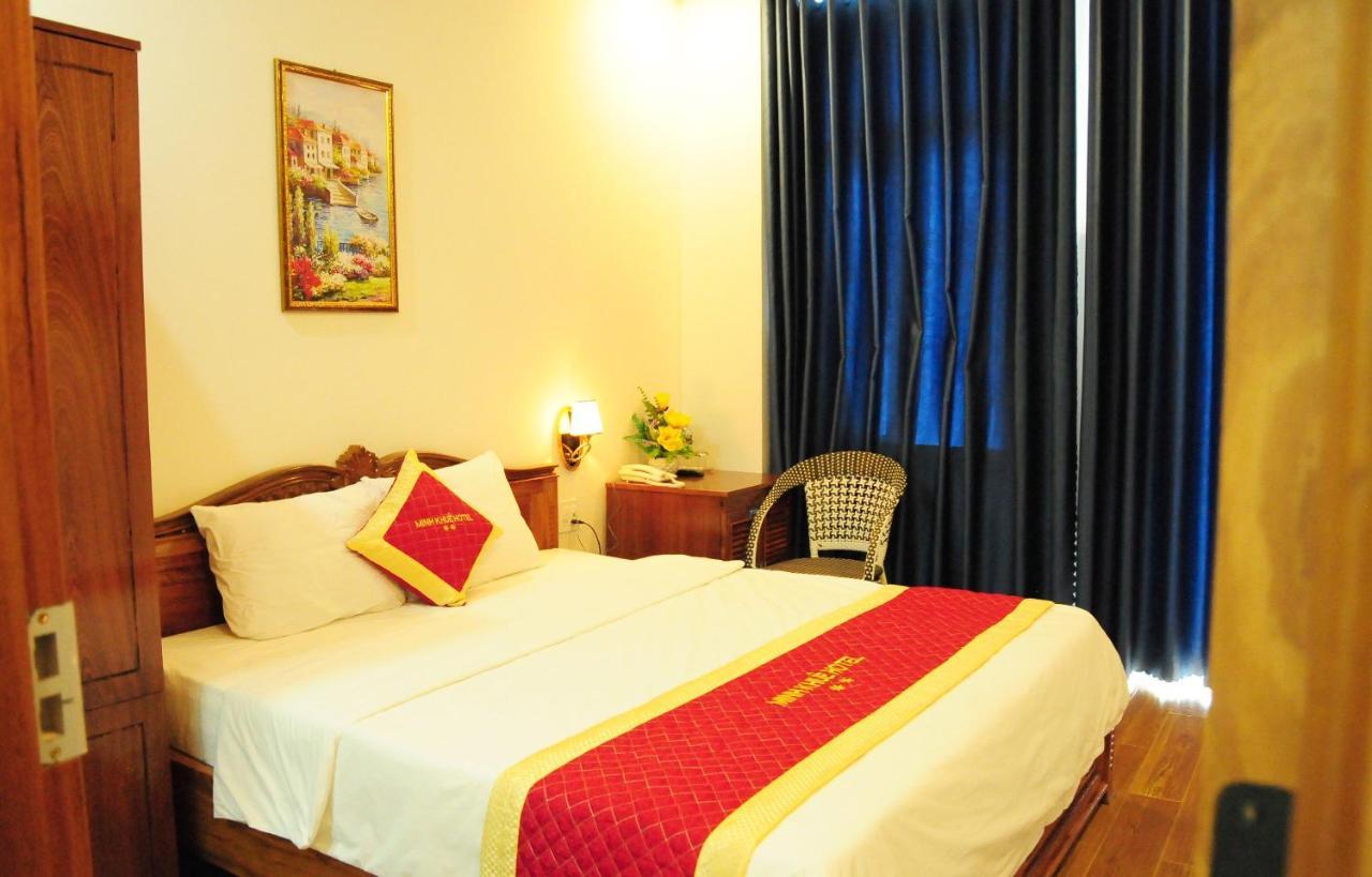 Minh Khue Hotel Куїнон Екстер'єр фото