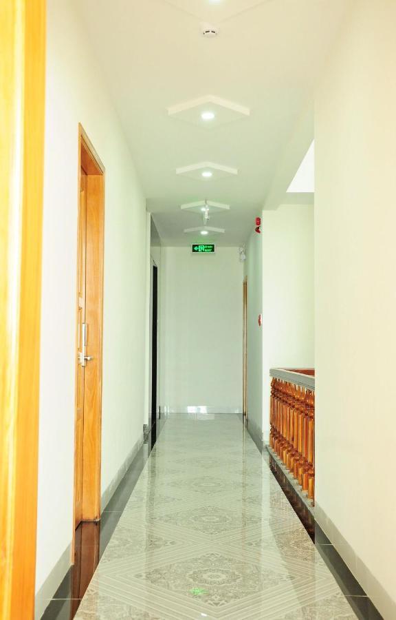 Minh Khue Hotel Куїнон Екстер'єр фото