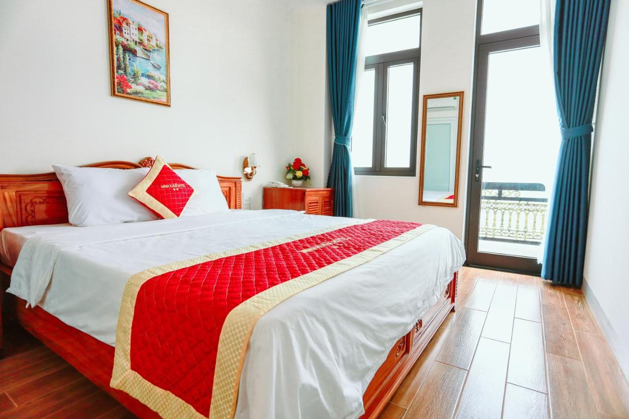 Minh Khue Hotel Куїнон Екстер'єр фото